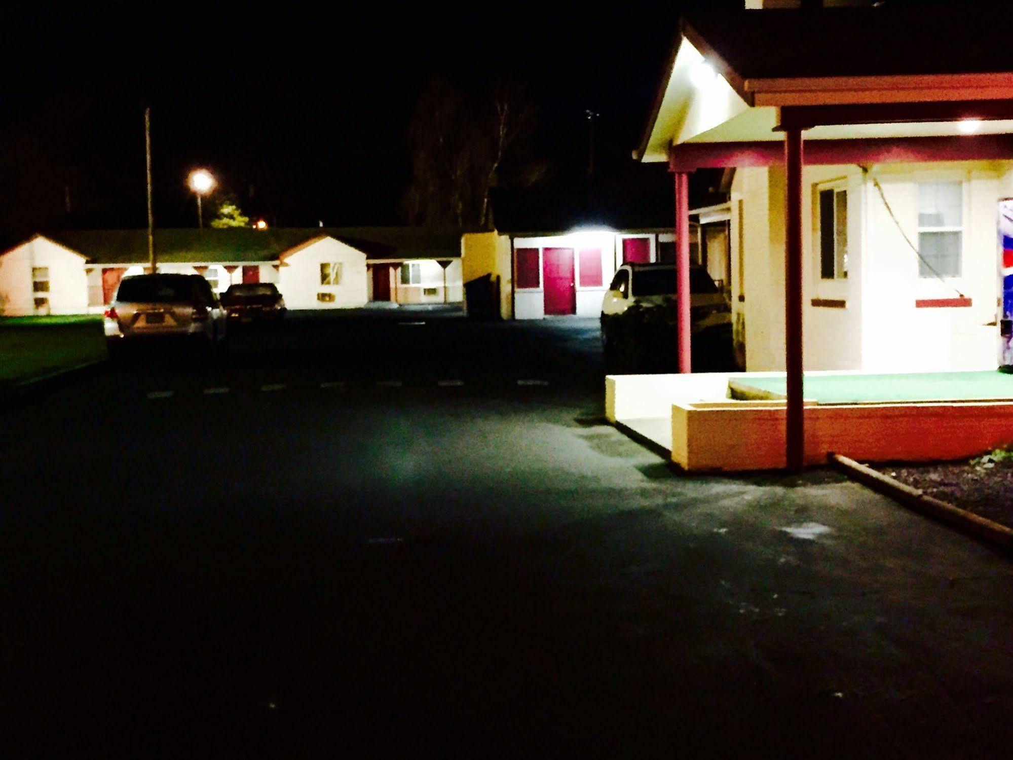 Travelers Inn Motel Salem Dış mekan fotoğraf