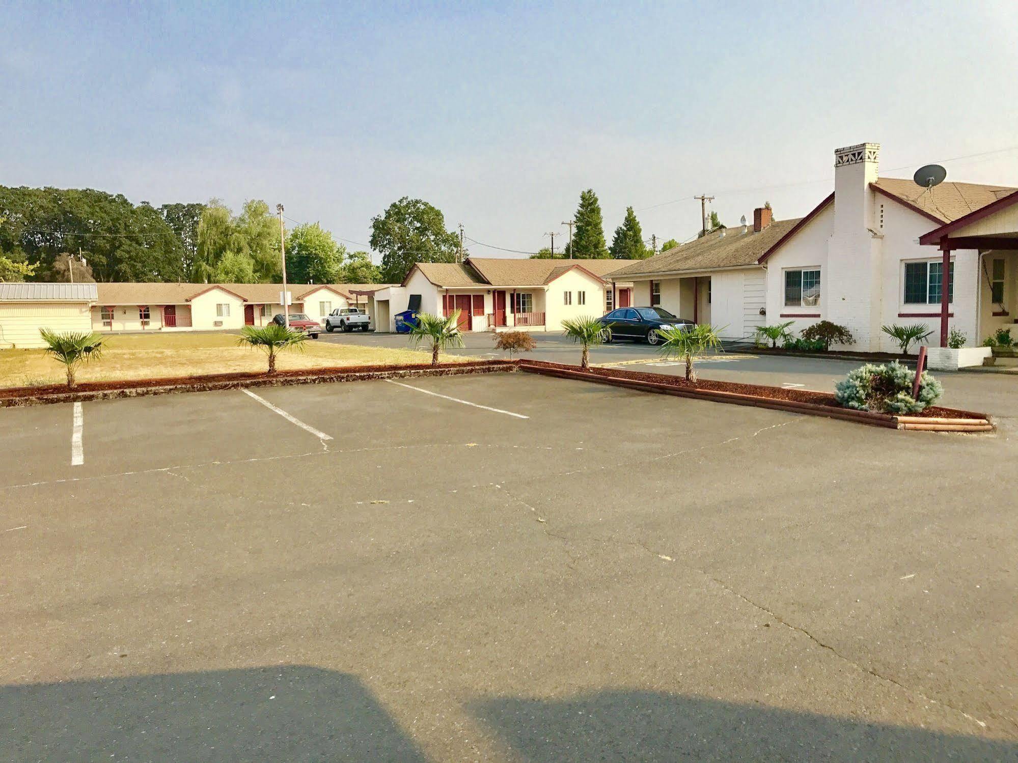Travelers Inn Motel Salem Dış mekan fotoğraf